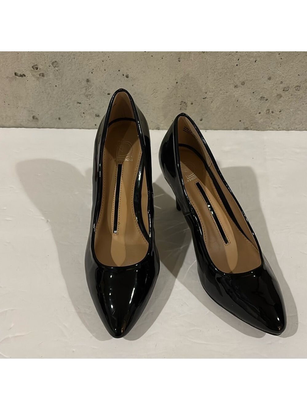 New Directions Black Faux Patent Leather Dahlia Pumps - Size 7.5